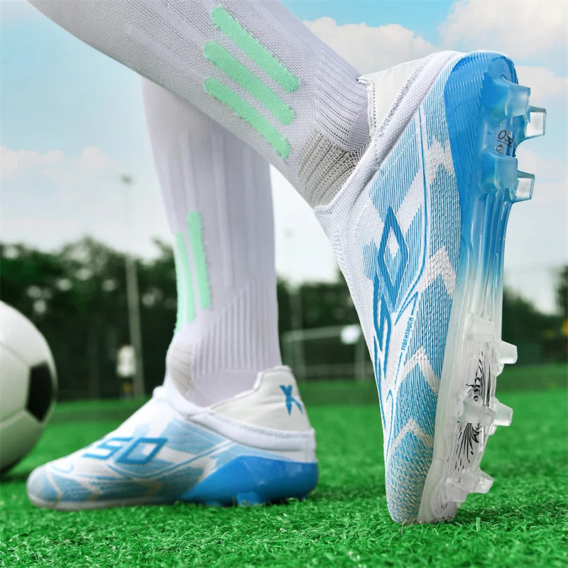 Chuteira de Campo Adidas Masculino Striker Evo