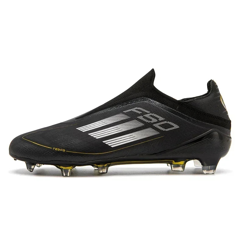 Chuteira de Campo Adidas Masculino Striker Pro Infantil/Adulto
