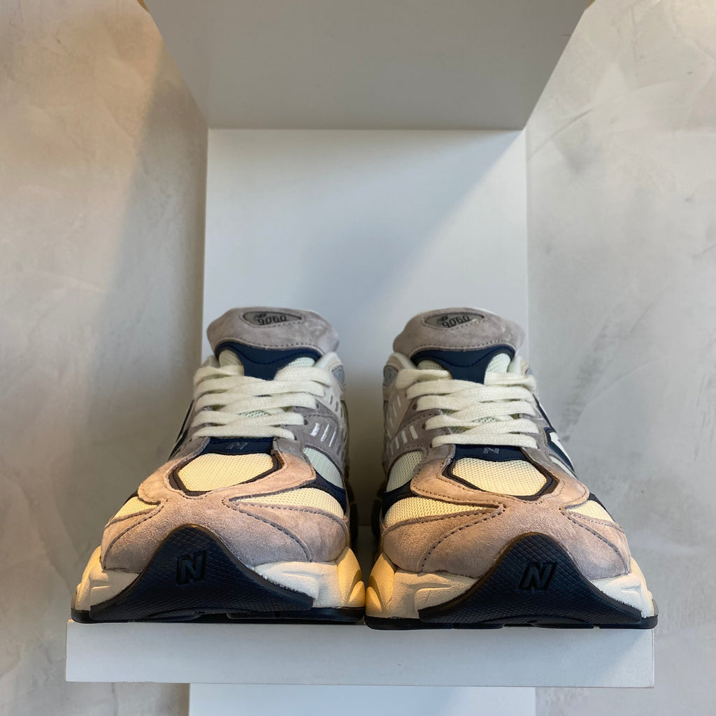 New Balance 9060 Moonrock Linen (Pronta Entrega)