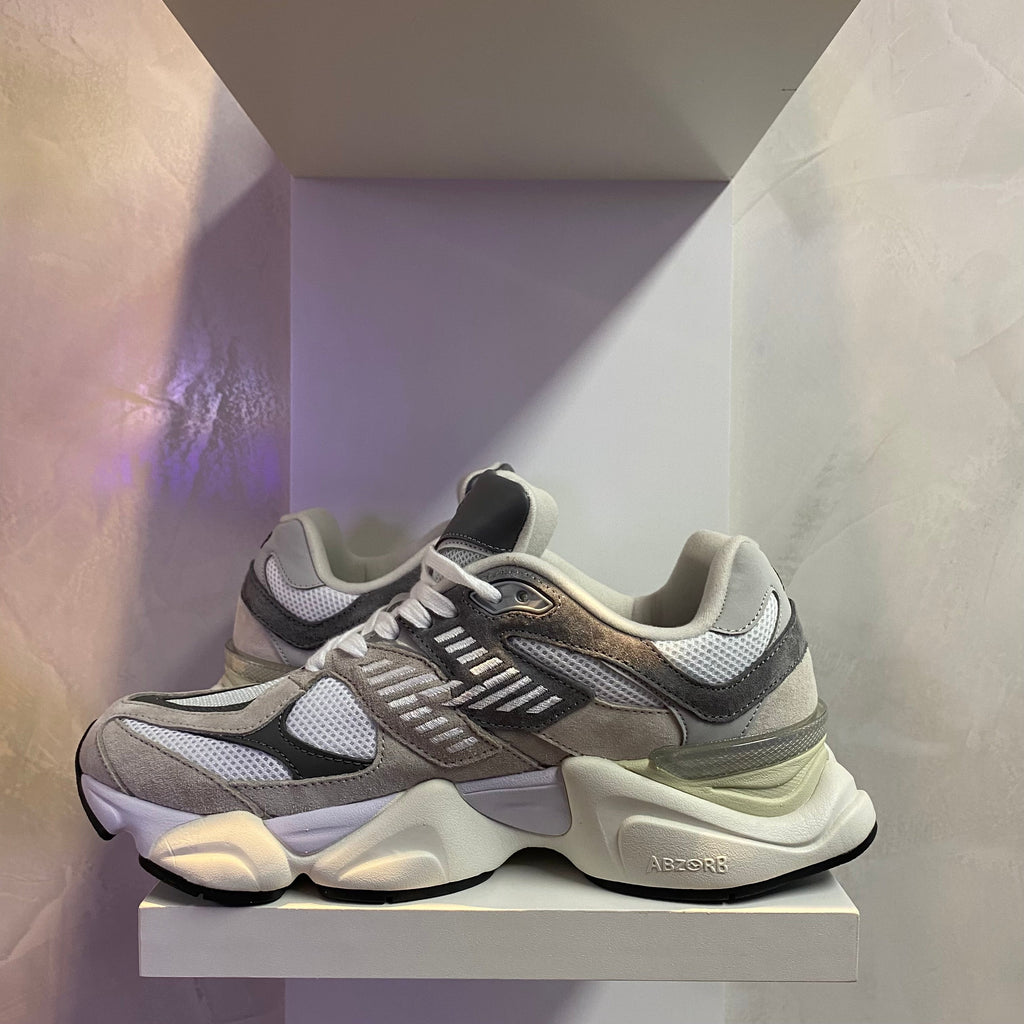 New Balance 9060 Rain Cloud Grey (Pronta Entrega)