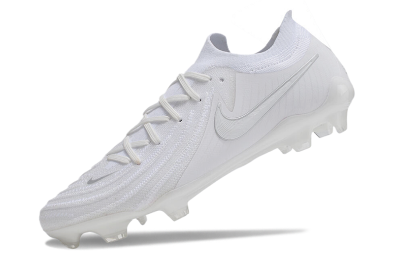 Chuteira Campo Nike Phantom Luna Elite (Fg)
