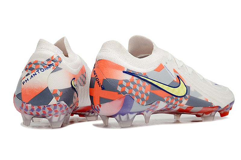 Chuteira Campo Nike Phantom Luna Elite (Fg)