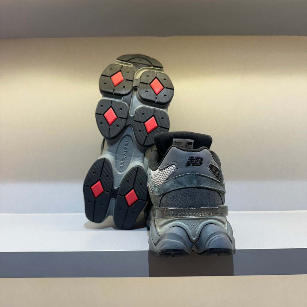 New Balance 9060 Black Castlerock (Pronta Entrega)