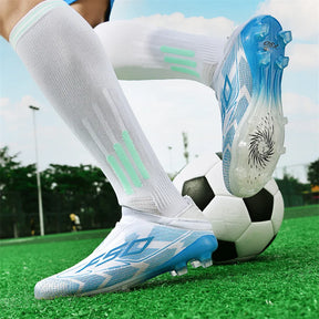Chuteira de Campo Adidas Masculino Striker Evo