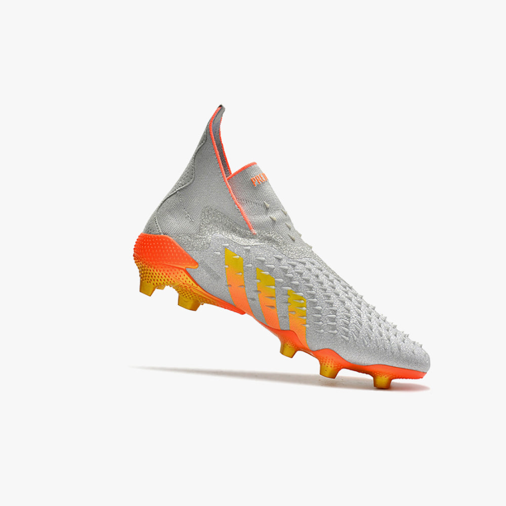 Chuteira Campo Adidas Predator Freak Fg