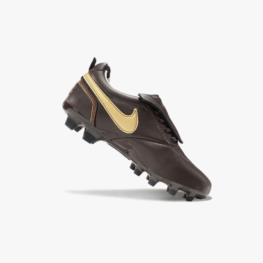 Chuteira Campo Nike Tiempo Legend R10 (Fg)