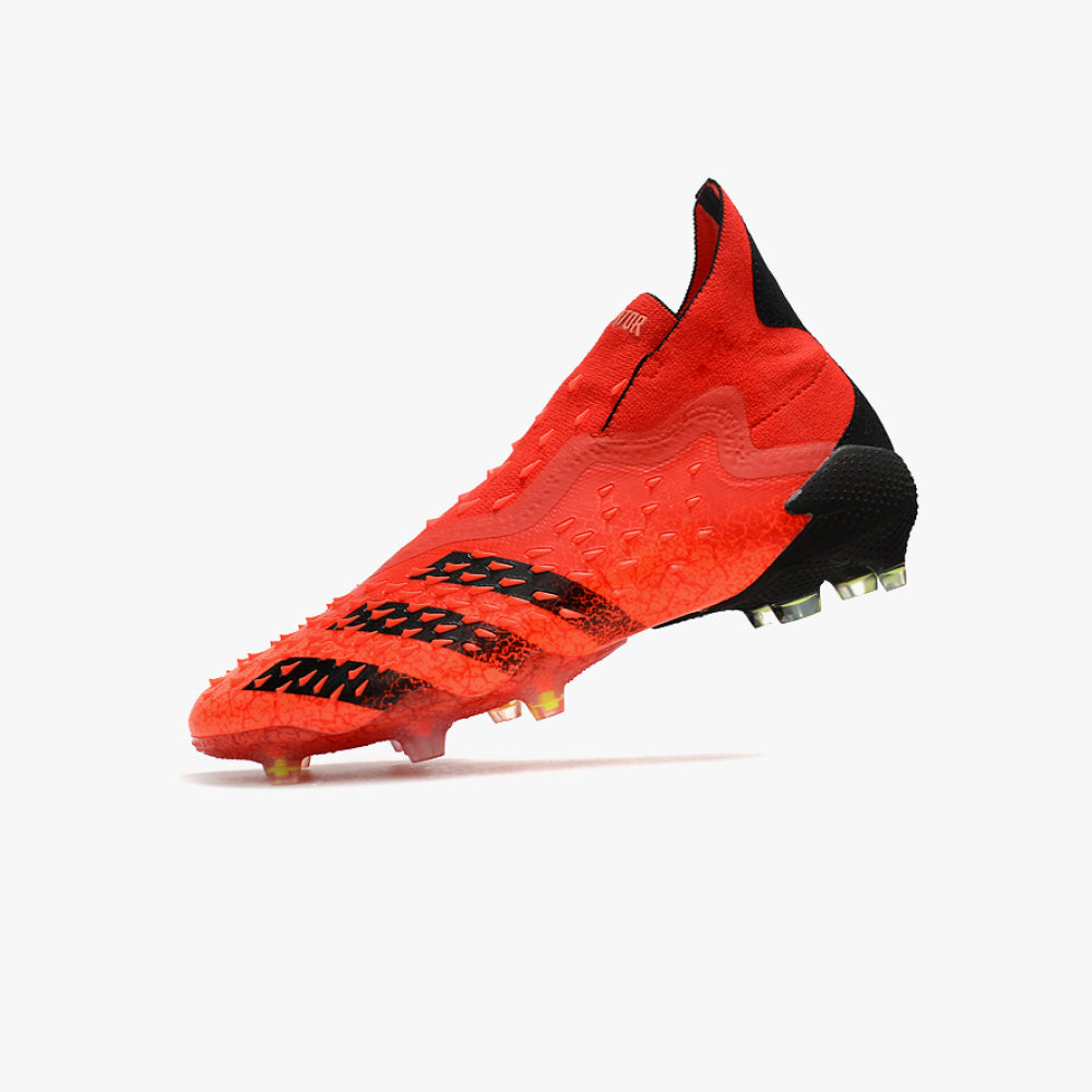 Chuteira Campo Adidas Predator Freak + Fg