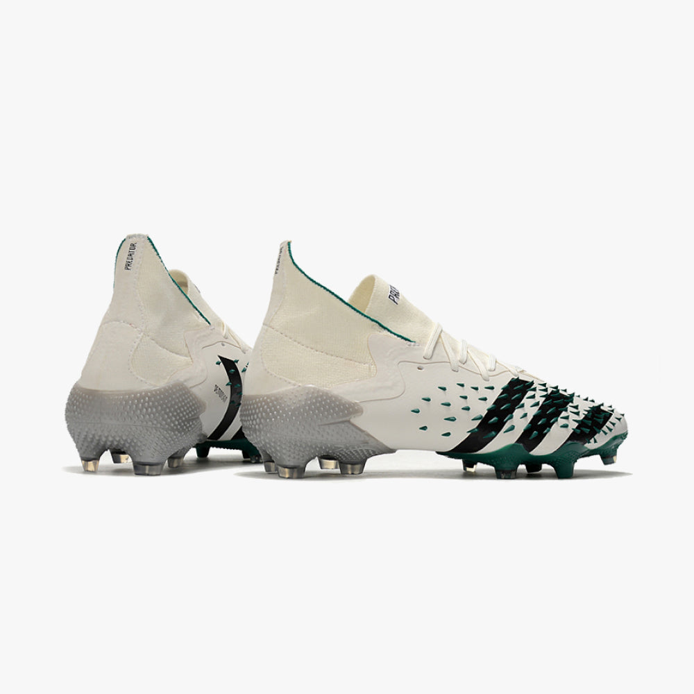 Chuteira Campo Adidas Predator Freak.1 Fg